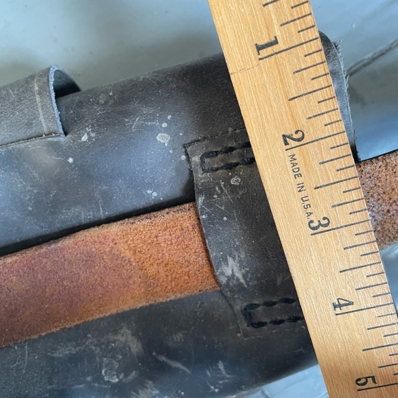 Handmade leather belt bag - Picture 3 of 3